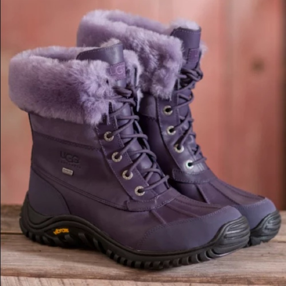 *SOLD* UGG Boots - Adirondack III